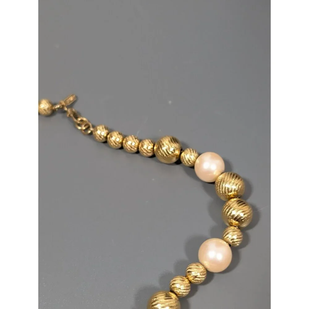 Vintage Monet‎ Gold Tone Ribbed Bead Faux Pearl Necklace Classic MCM 20 in